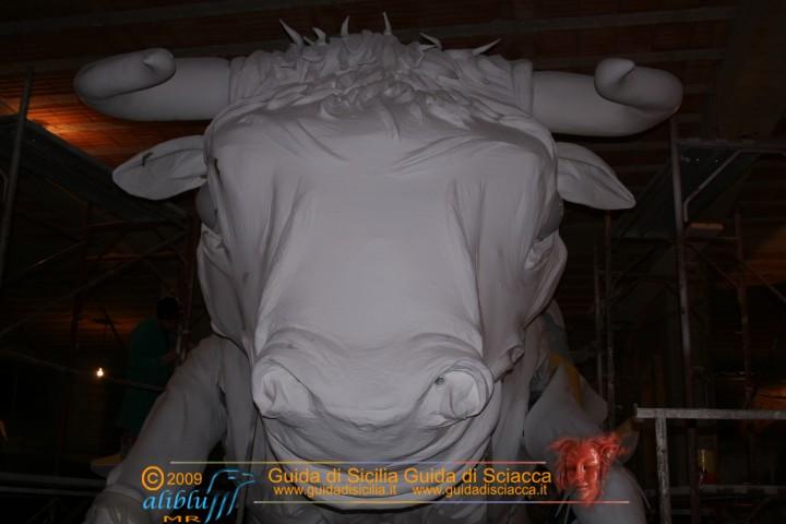 Costruzione_carri_Carnevale_0006.JPG
