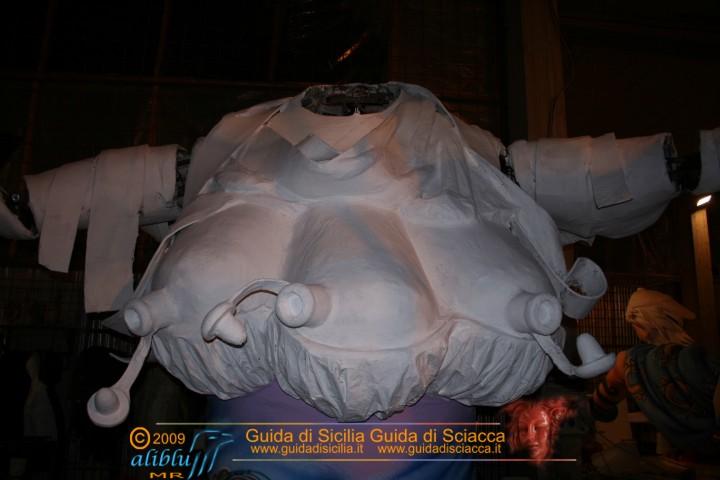 Costruzione_carri_Carnevale_0015.JPG