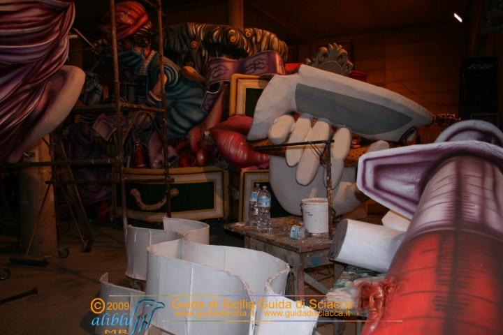 Costruzione_carri_Carnevale_0018.JPG