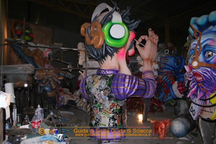 Costruzione_carri_Carnevale_0026.JPG