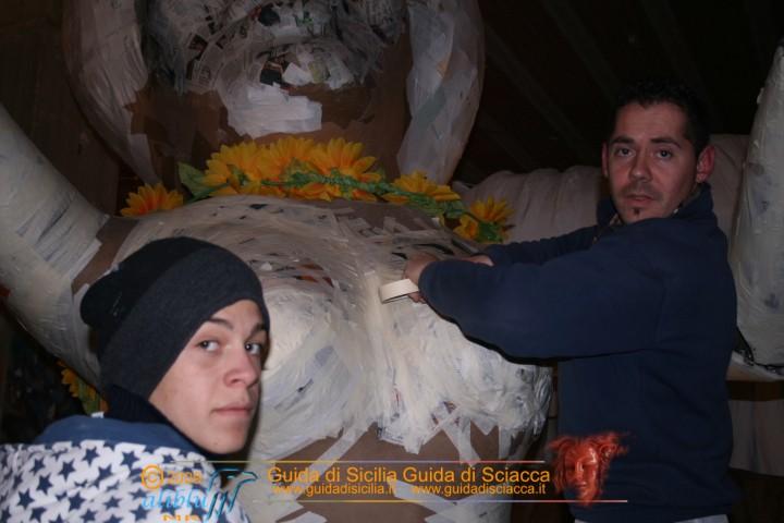 Costruzione_carri_Carnevale_0034.JPG