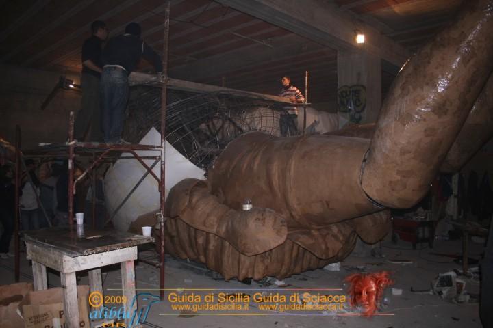Costruzione_carri_Carnevale_0031.JPG