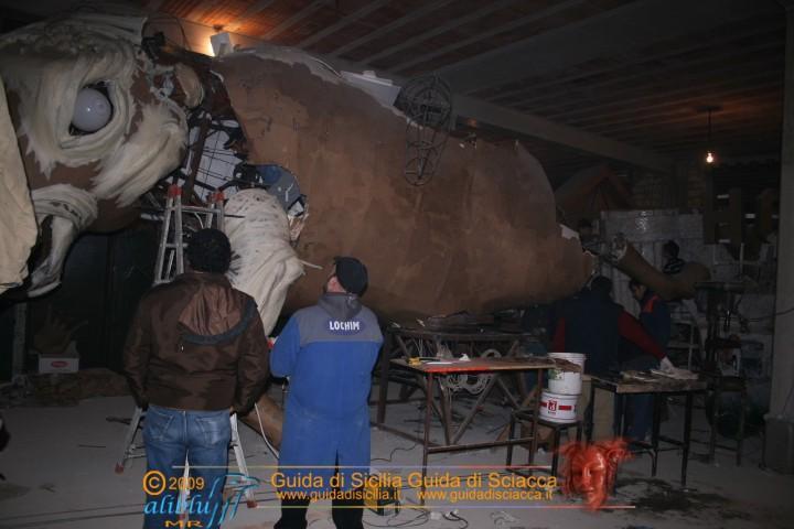 Costruzione_Carri_Carnevale_0048.JPG