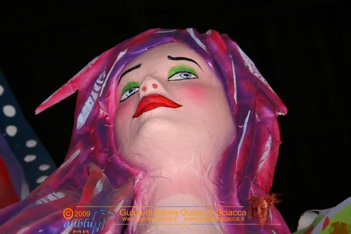 Costruzione_Carri_Carnevale_0071.JPG