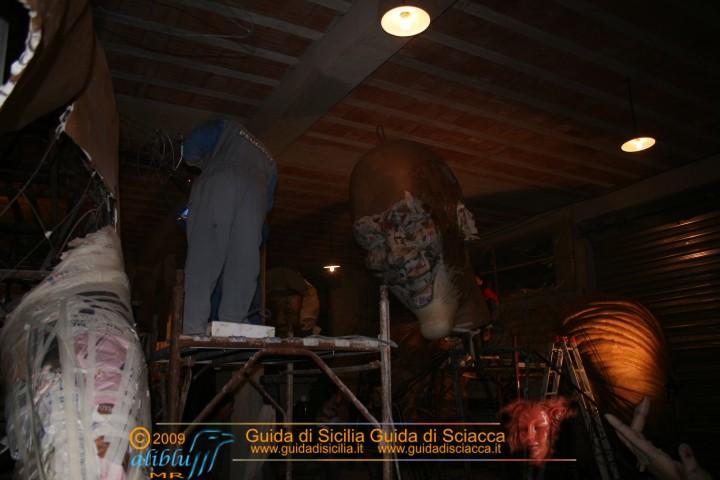 Costruzione_Carri_Carnevale_0009.JPG